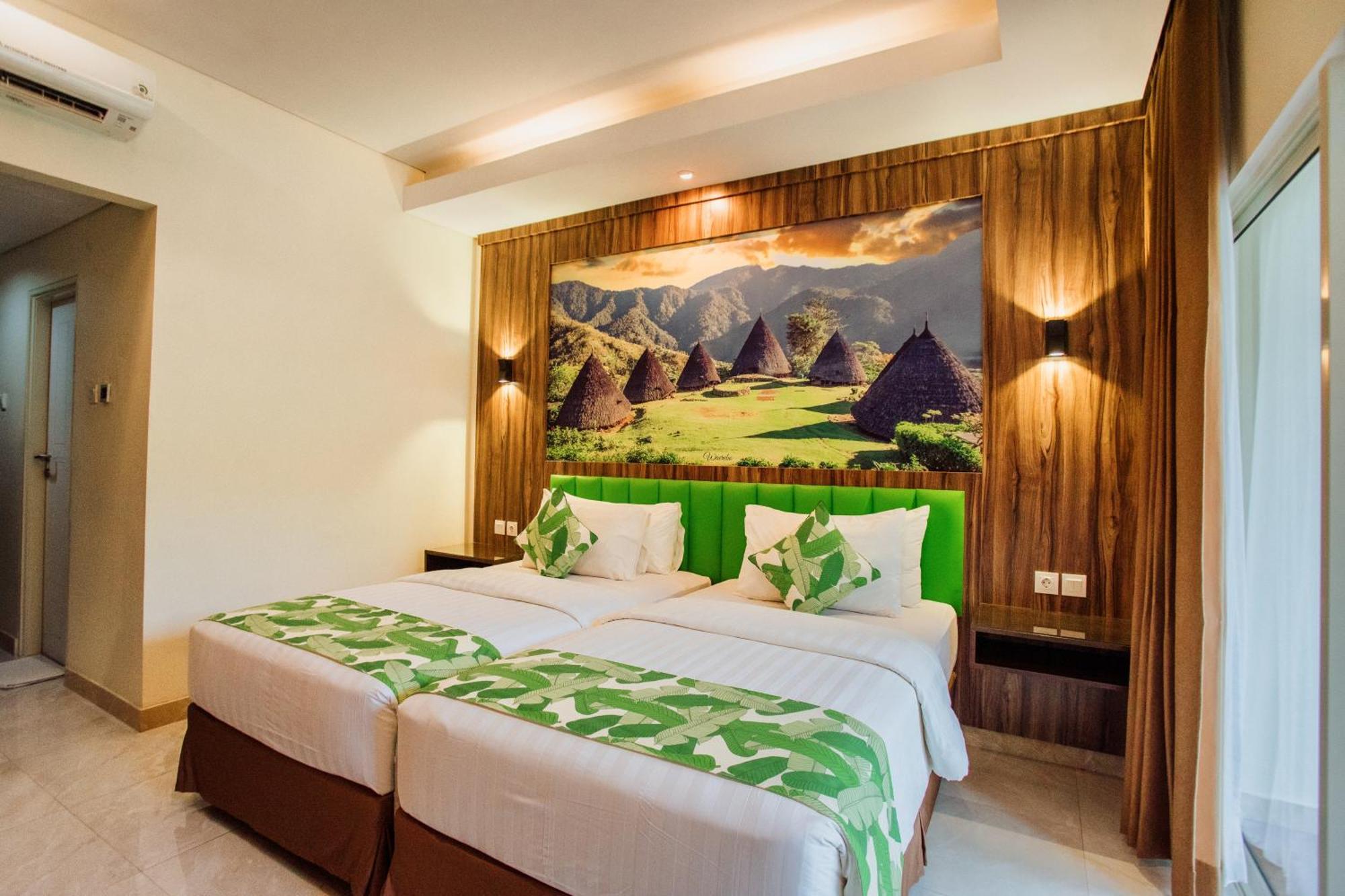 Sylvia Hotel & Resort Komodo Labuan Bajo Kültér fotó