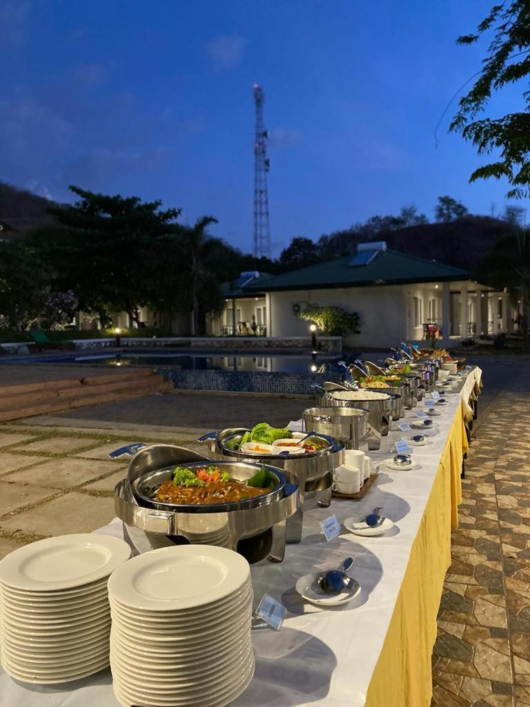 Sylvia Hotel & Resort Komodo Labuan Bajo Kültér fotó